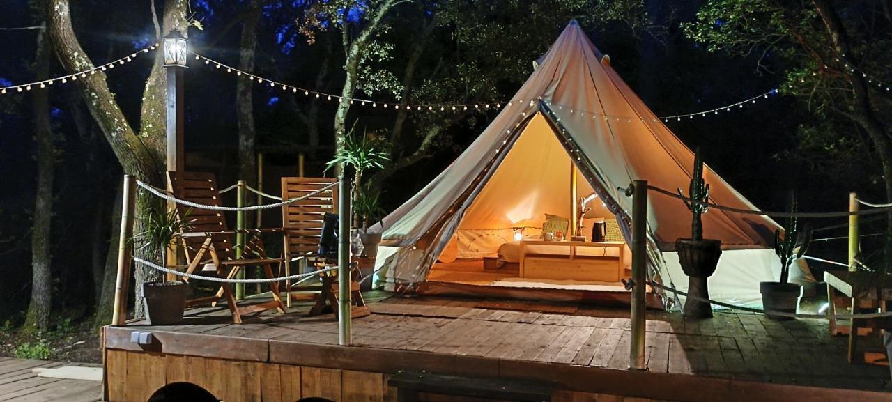 Evasion En Pleine Nature, Tipi Insolite Et Jacuzzi Au Pont Du Gard ! Vers Pont du Gard Exterior photo